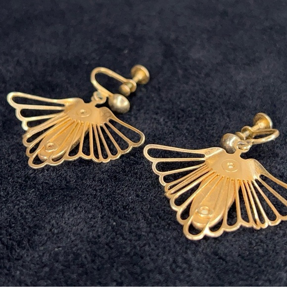 Vintage Gold Sunstone Clip On Earrings Screw Back Style Gift Retro Boho Glam - Picture 9 of 10